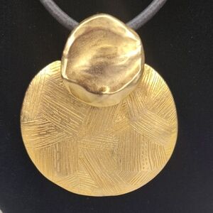 Chico's Textured Gold Pendant Necklace
